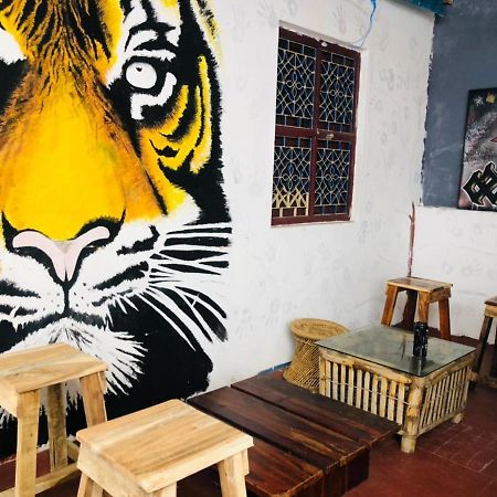Gurukulam Hostel Pondicherry Exterior photo